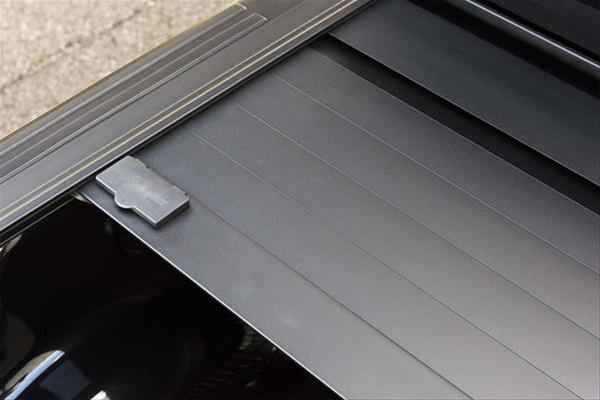 Retrax One MX Retractable Tonneau 02-09 Dodge Ram 6.5 ft Bed - Click Image to Close